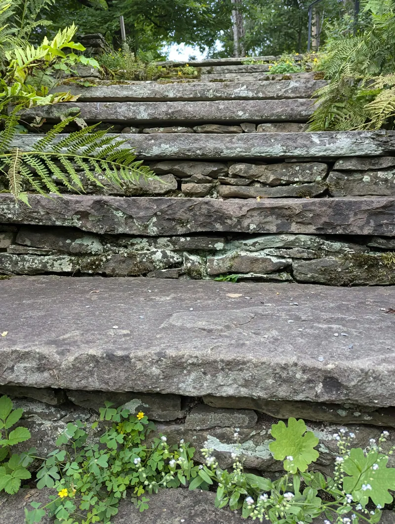 Natural Stone Garden Terraces, detail 2.